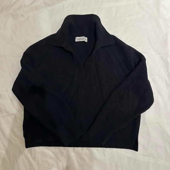 Abercrombie V-Neck Sweater - Picture 1 of 2